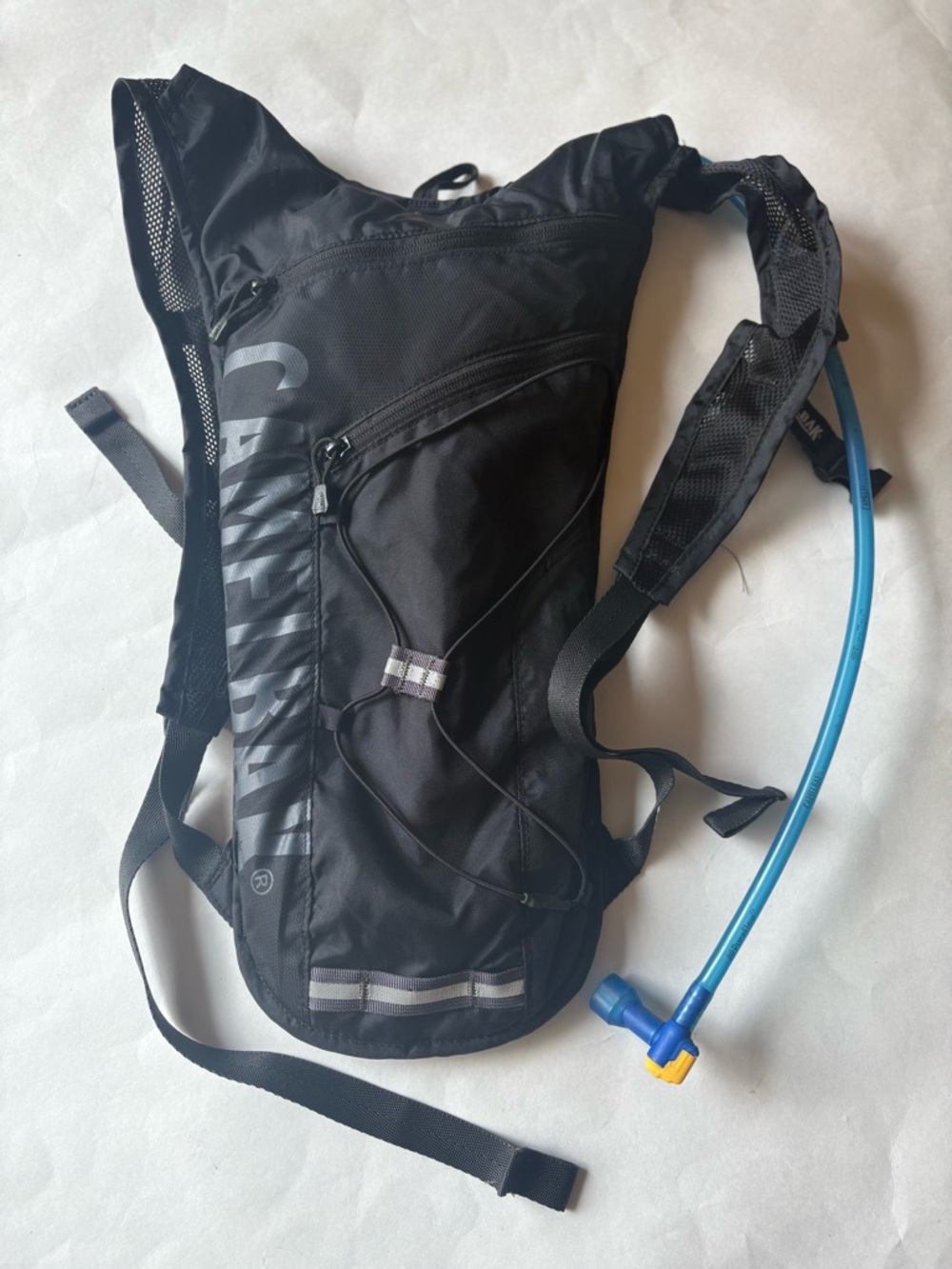 CAMELBAK Black Classic Hydration Backpack 2.0 Liter 70 oz  Preowned w Bladder
